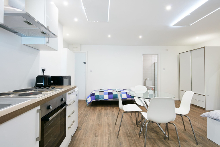 Others 4, Charmstay Apartments, London