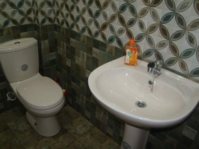Bathroom 3, Ella Sashen Hotel, Ella