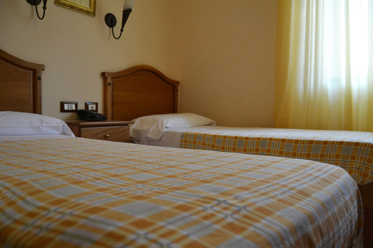Bedroom 2, Ristorante Hotel Avvenire, Catanzaro