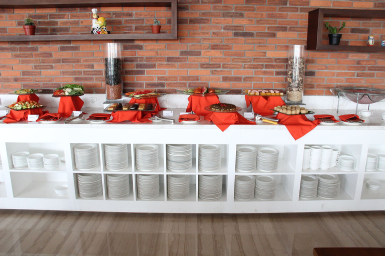 Food & Drinks 23