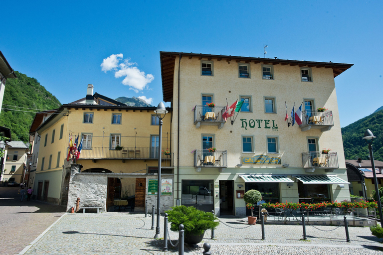 Garni le Corti, Sondrio