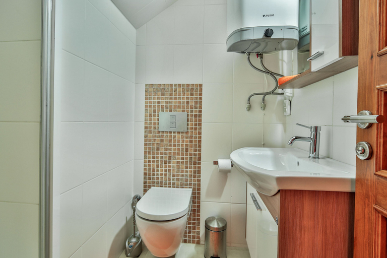Bathroom 4, Kasinn Turuncu Apart, Kaş
