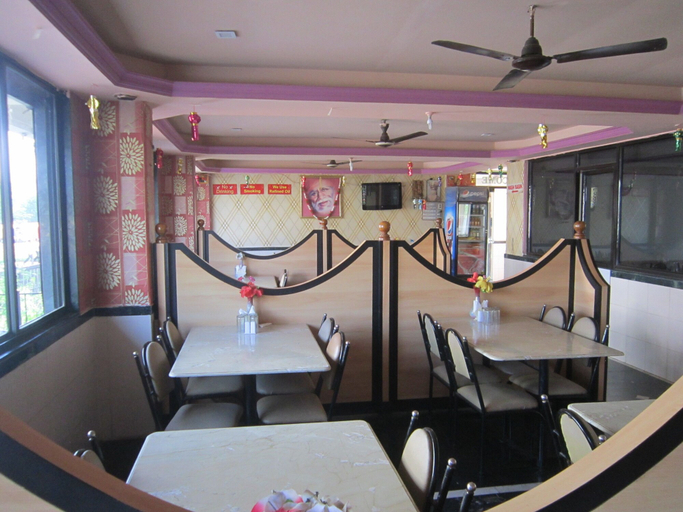 Food & Drinks 5, Hotel Dhruv Palace, Nashik