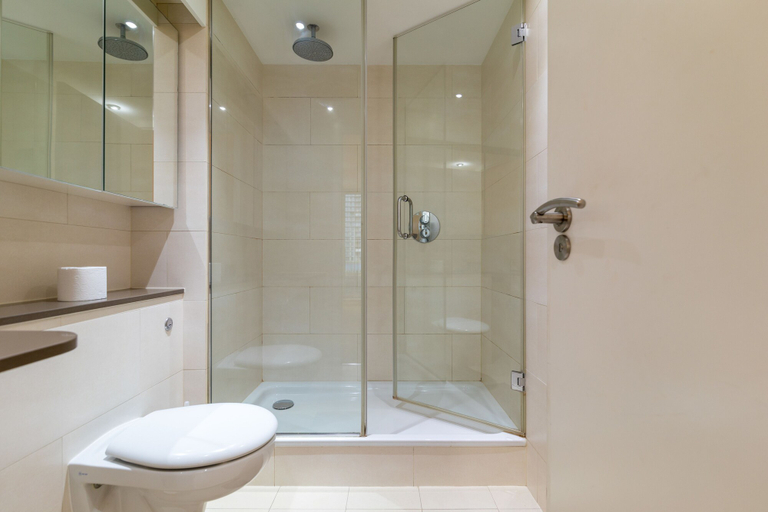 Bathroom 4, Austin David Apartments - Stylish, London