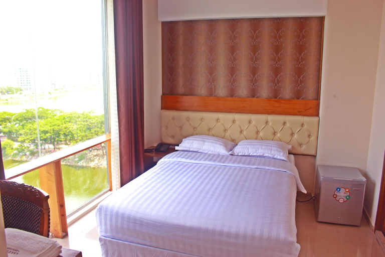 Bedroom 2, Lake Wood Residency, Dhaka
