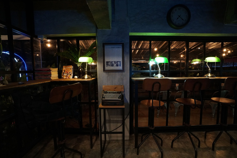 Food & Drinks 5, Rumpai Loft Habitat, Muang Chiang Mai