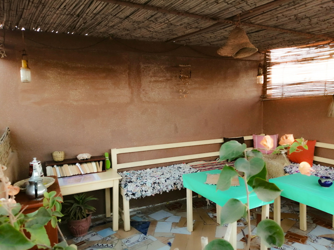 Food & Drinks, Tayafut Apartments & Terrace, Tiznit