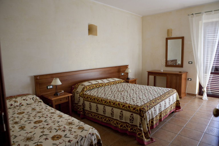 Bedroom 2, B&B PuertoSeguro, Vibo Valentia