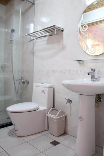 Bathroom 3, Xinyue B&B, Hualien