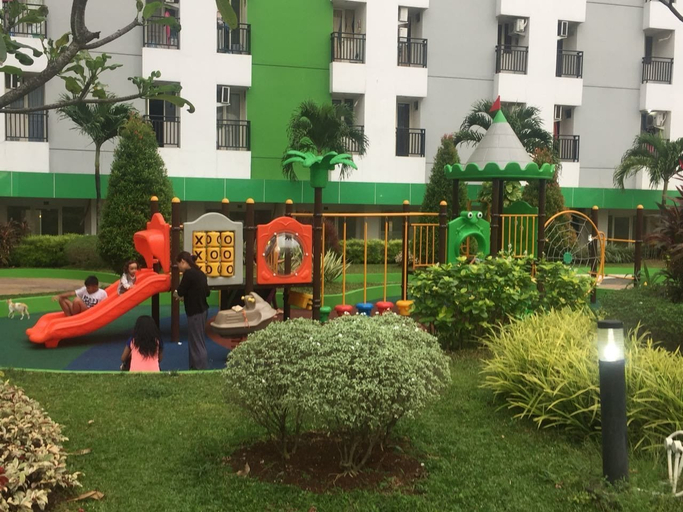 Family & Kids 2, Apartment Green Lake View by Property Time, Tangerang Selatan
