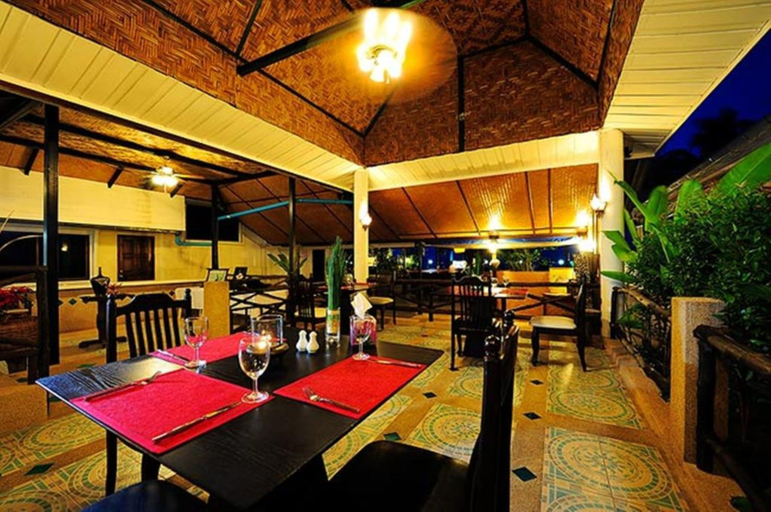 Food & Drinks 4, Thai Kamala Beach Front, Phuket Island