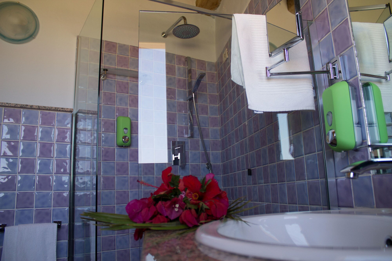Bathroom 5, Hotel Luci Del Faro, Carbonia-Iglesias