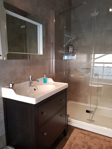 Bathroom 3, The Covenstead, Somerset