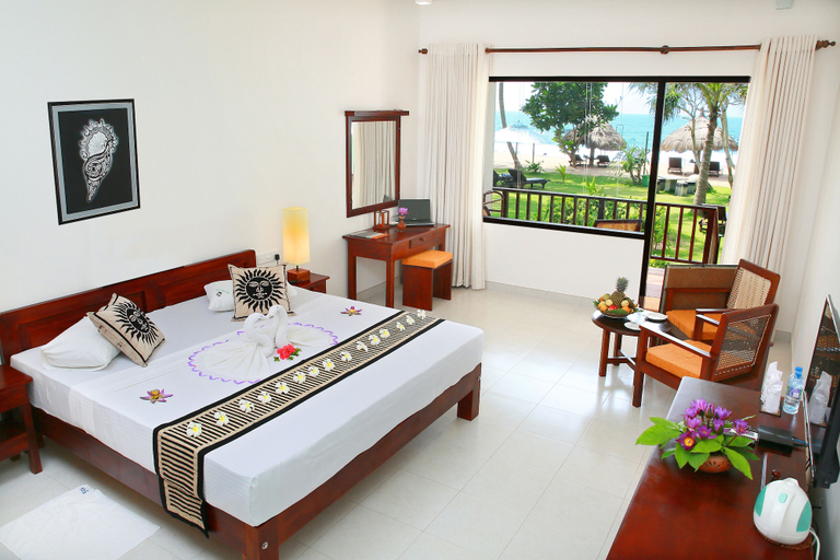 Bedroom 3, Sea Rock Villa, Bentota