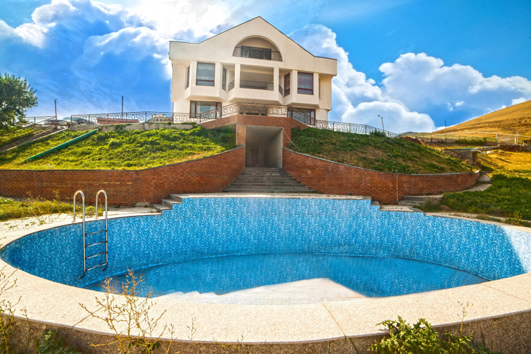 Sport & Beauty, Cross Sevan Villa