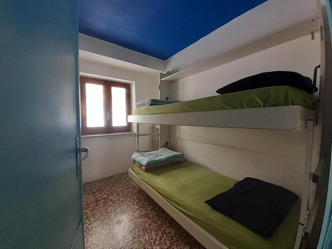 Bedroom 3, Rifugio La Capanna, Hautes-Alpes