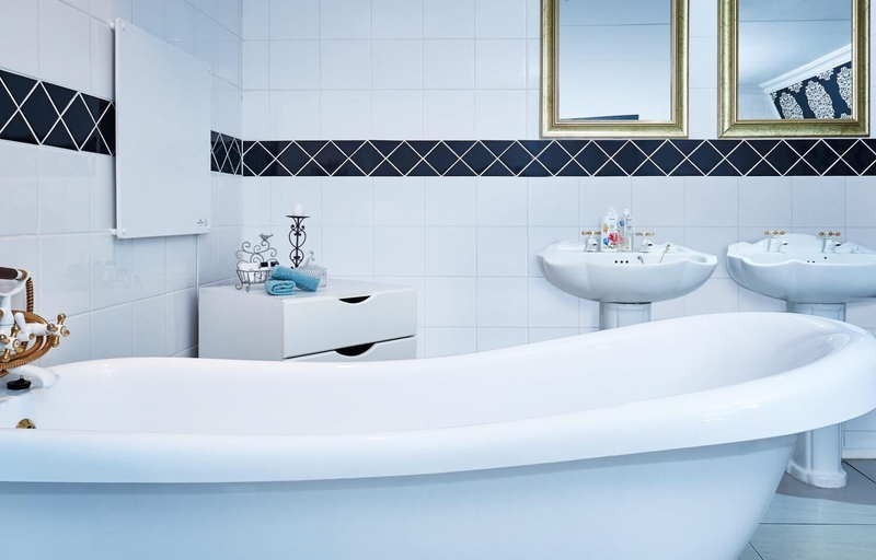 Bathroom 3, Riverwalk B and B, Thabo Mofutsanyane