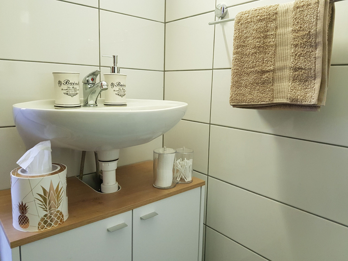 Bathroom 2, Casa Nostra, Vrsar