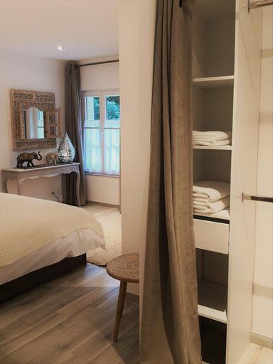 Bedroom 2, Les 7 Sources, Val-d'Oise
