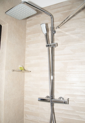 Bathroom 5, Hotel Mercedes, Cantabria