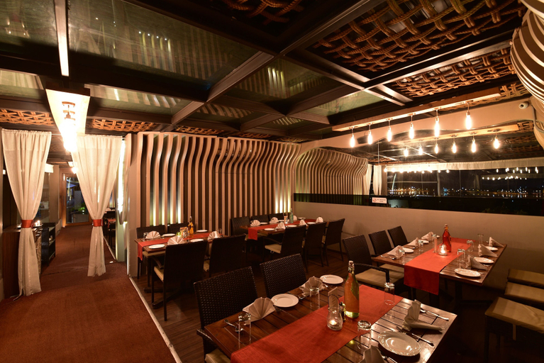 Food & Drinks 5, Hotel Surya Plaza, Kota