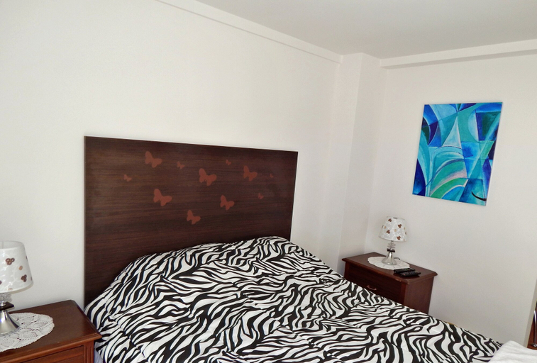 Bedroom 2, Minimalist Apartment, Pedro Domingo Murillo
