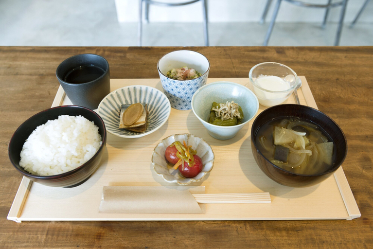 Food & Drinks 4, Hostel Yuigahama & Soba Bar, Kamakura