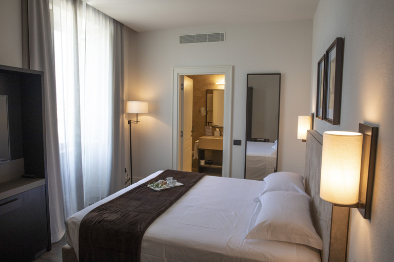 Bedroom 3, Dogana Resort, Bari