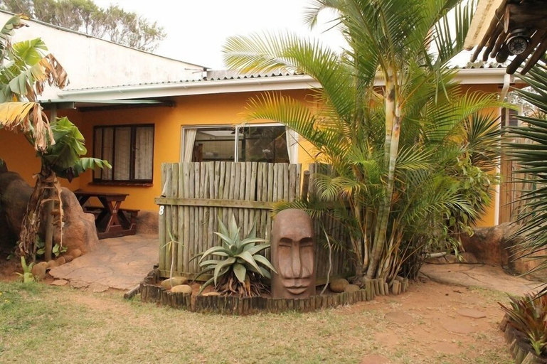 Exterior & Views 2, Flintstones Guest House Durban, eThekwini