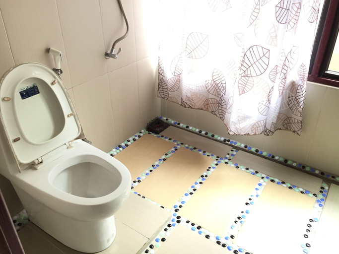 Bathroom 4, T Star Cottage, Langkawi