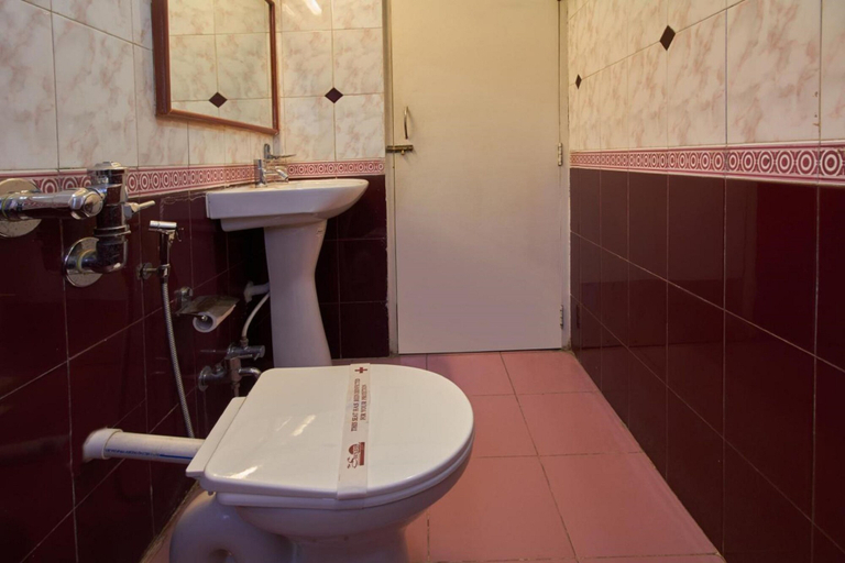 Bathroom 4, Hotel Swan Inn, Pune