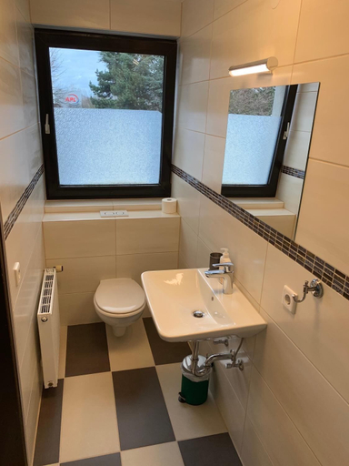 Bathroom 5, Rheinischer Hof Dormagen, Rhein-Kreis Neuss