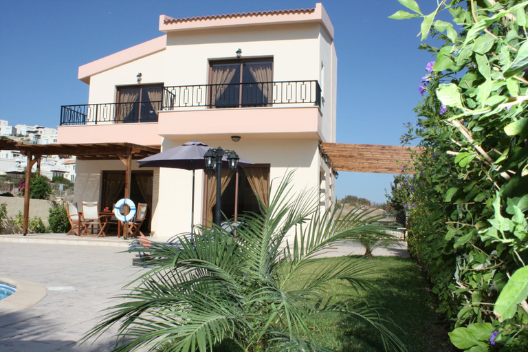 Exterior & Views 2, Vineland Holiday Villas