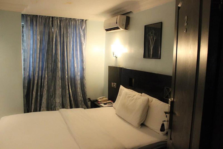 Bedroom 2, The Hedge Suites, Eti-Osa