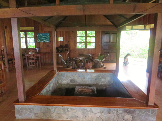 Bathroom 4, Native Village Inn, Banaue