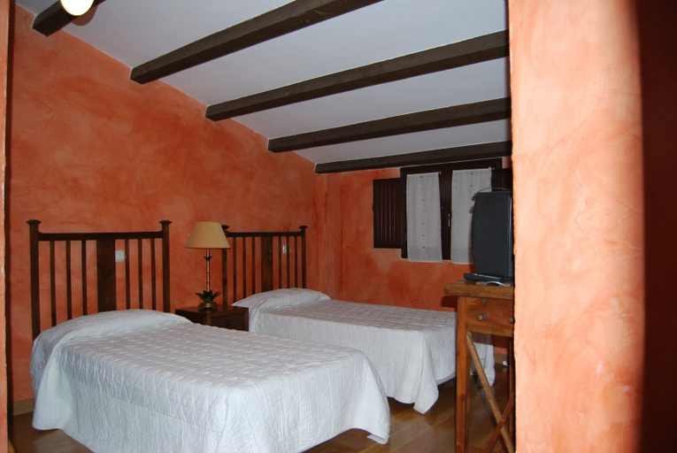 Bedroom 2, Hospederia Jaramillo, Burgos