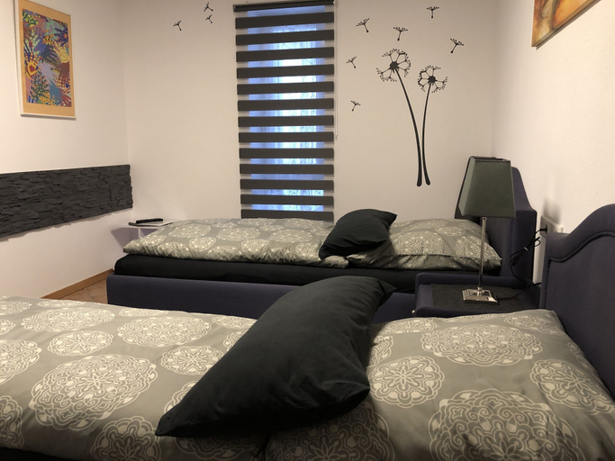 Bedroom 2, Messezimmer4u Nordparksiedlung, Düsseldorf