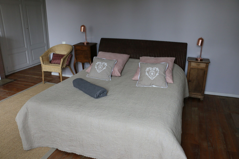 Bedroom 5, L' échappée, Isère