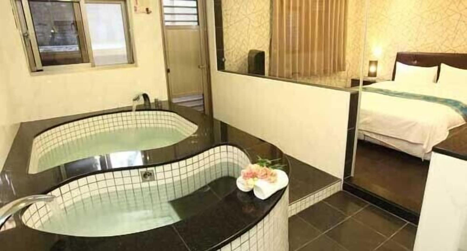 Bathroom 5, Hotspringworld, New Taipei City