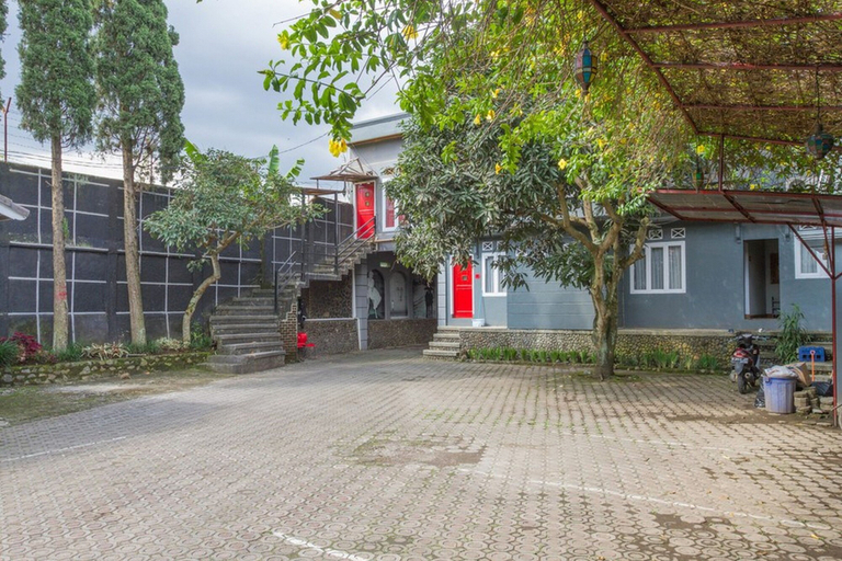 Exterior & Views 2, RedDoorz Plus @ Otista Garut, Garut