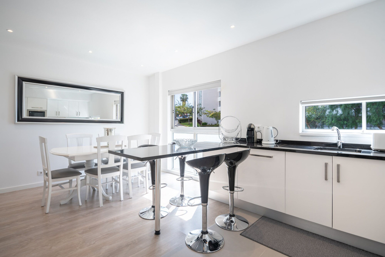 Others 5, Piornais Apartment, Funchal