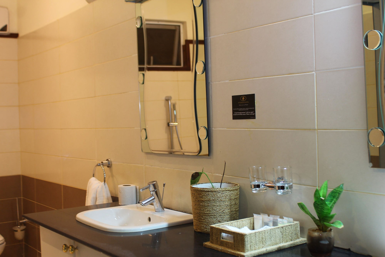 Bathroom 5, Sovereign Hotel, Kisumu Central