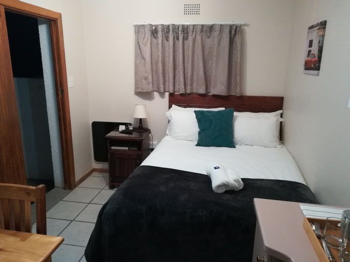 Bedroom 28