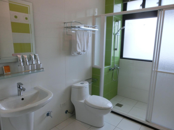 Bathroom 4, Chi Ya B&B, Hualien