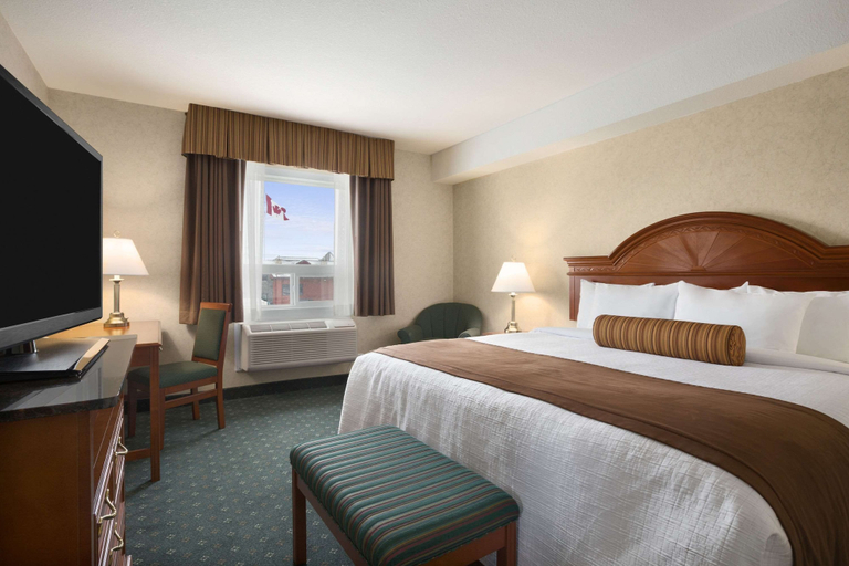 Bedroom 3, Travelodge by Wyndham Strathmore, Division No. 5