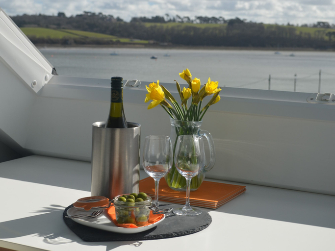 Food & Drinks, Appledore Factory, Devon