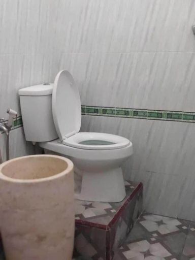 Bathroom 5, Hotel Boegenviel Syariah, Lamongan