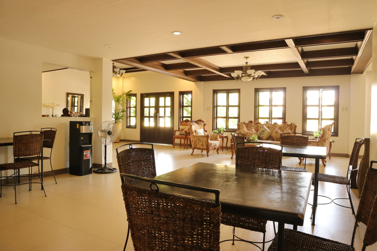 Food & Drinks 4, Casa Palmera Tourist Inn, San Pablo City