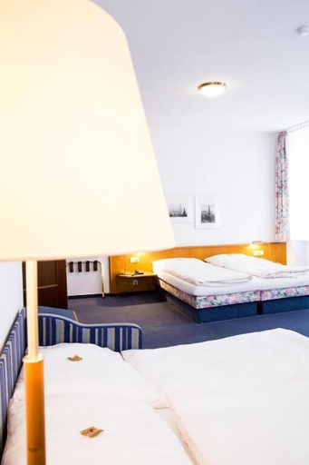 Bedroom 2, Hotel Am Rathaus, Heidelberg