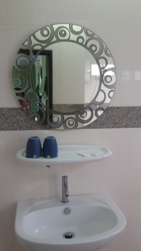 Bathroom 3, Oscar Apartment, Ko Lanta